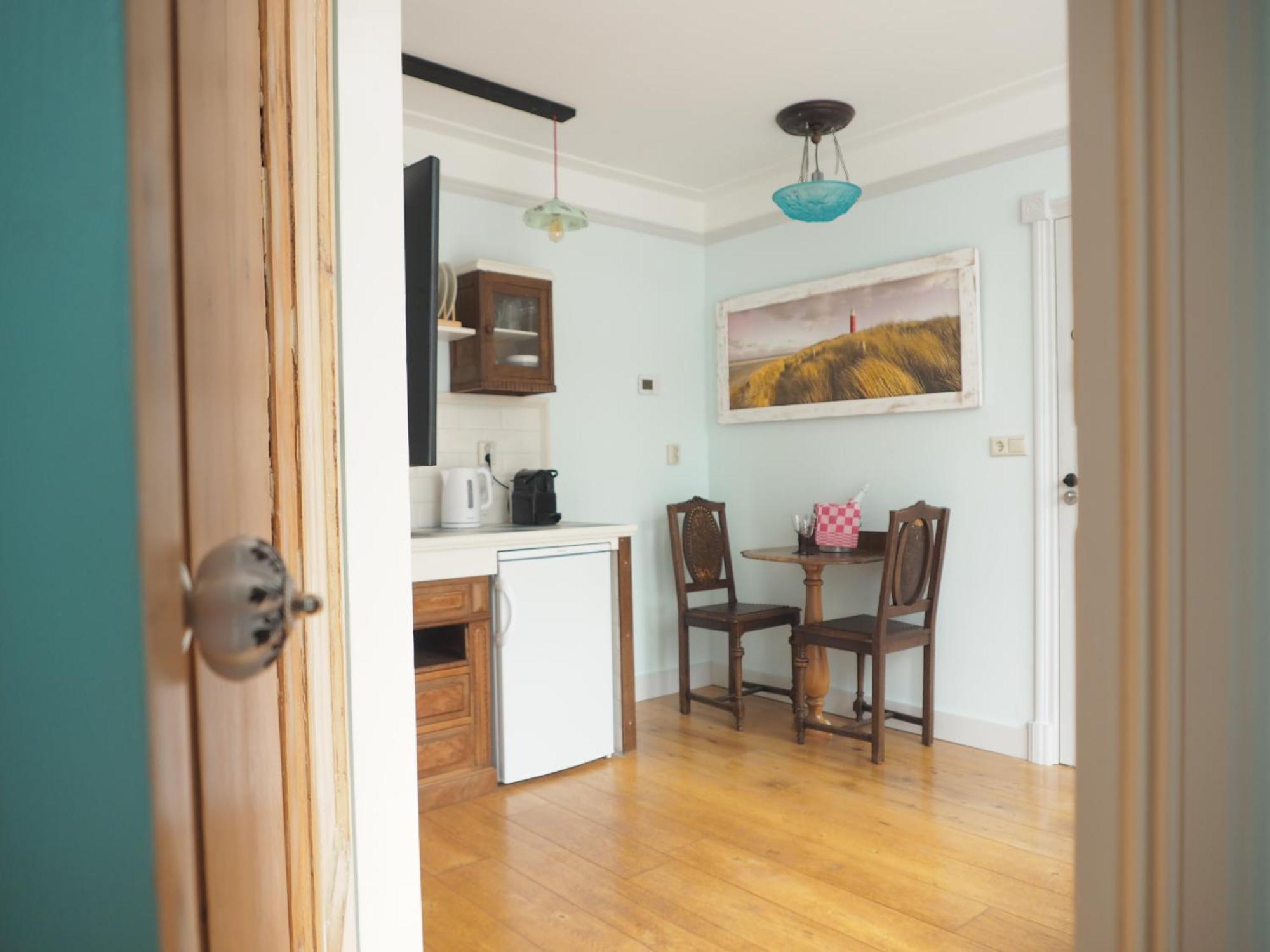 B&B Bureau Warmoesstraat Den Burg Eksteriør bilde