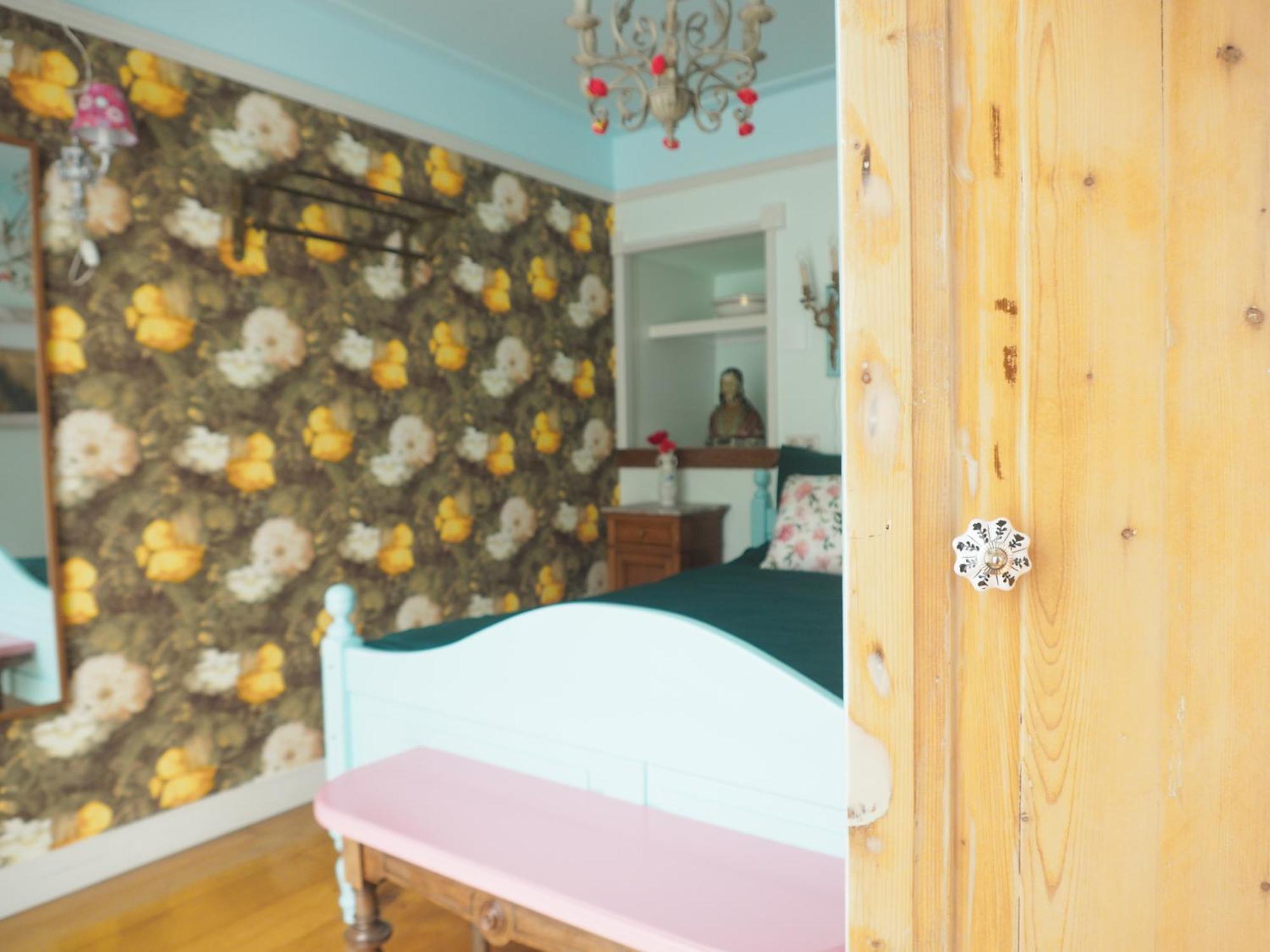 B&B Bureau Warmoesstraat Den Burg Eksteriør bilde